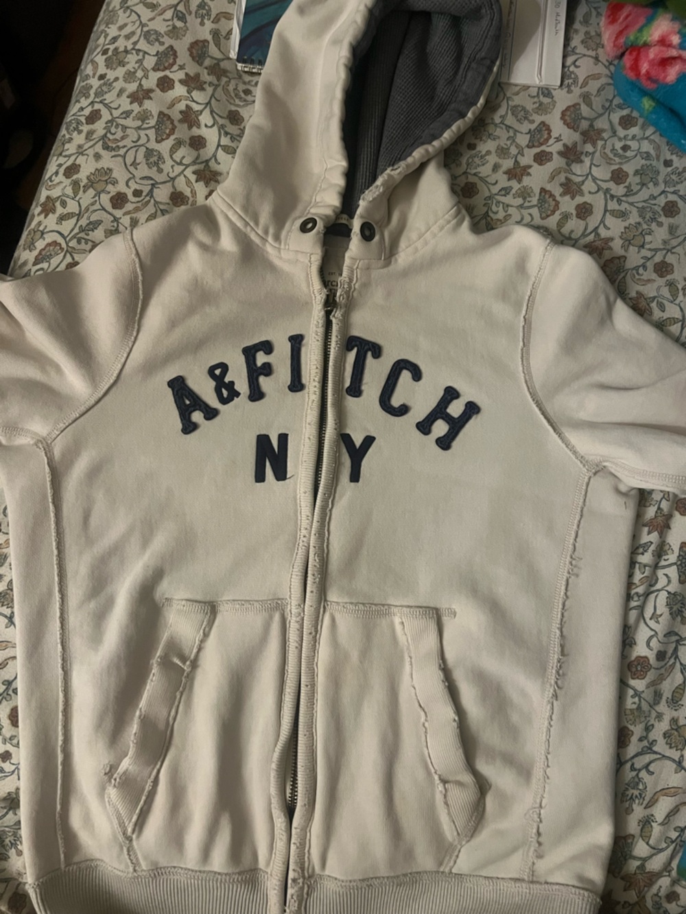 Y2K  Abercrombie & Fitch Cream Zip Front Hoodie with Navy Logo